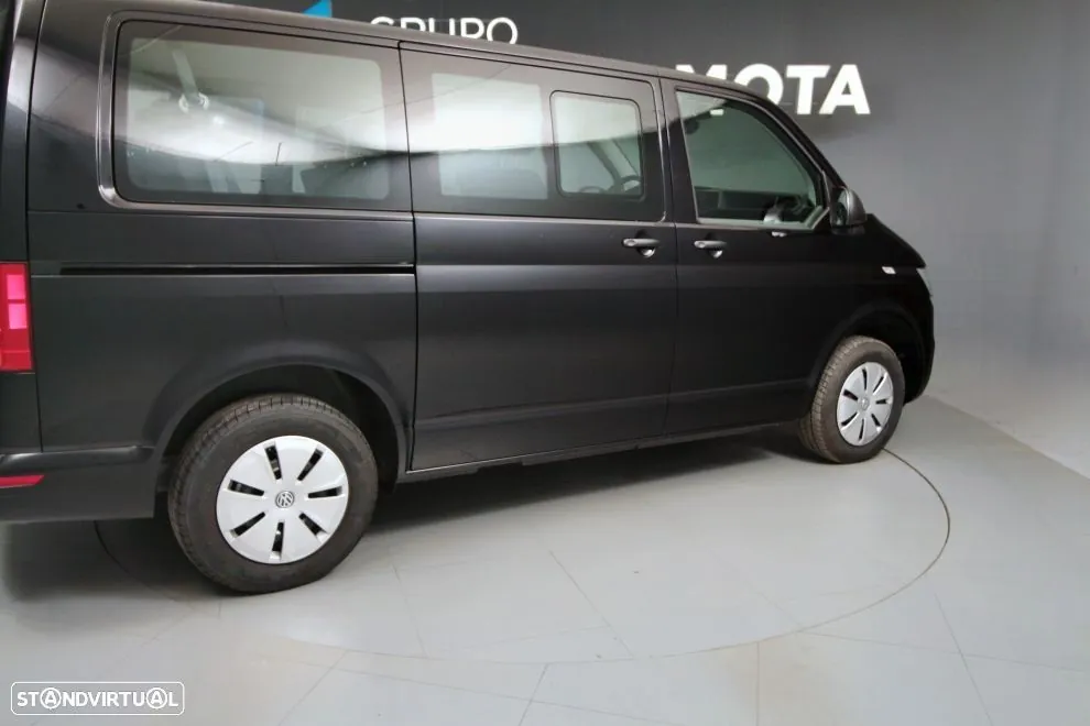 Volkswagen Transporter 2023 photo 2
