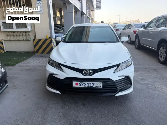 Toyota Camry 2023 photo 2