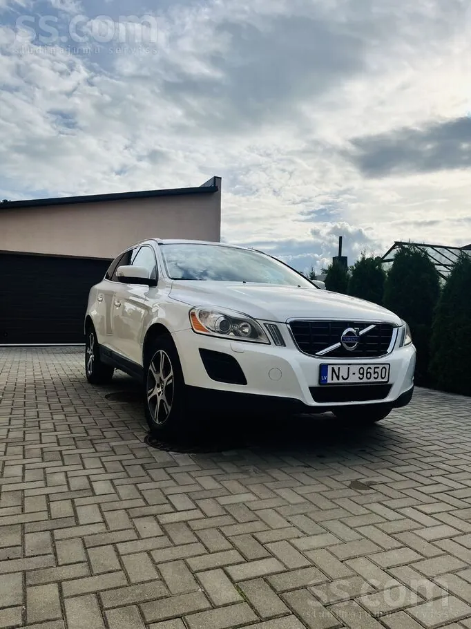 Volvo Xc 60 2011 photo 2