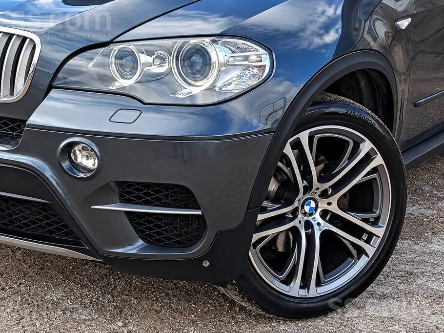 BMW X5 2010 photo 5