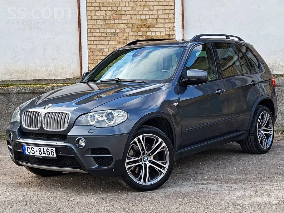 BMW X5 2010 photo 4