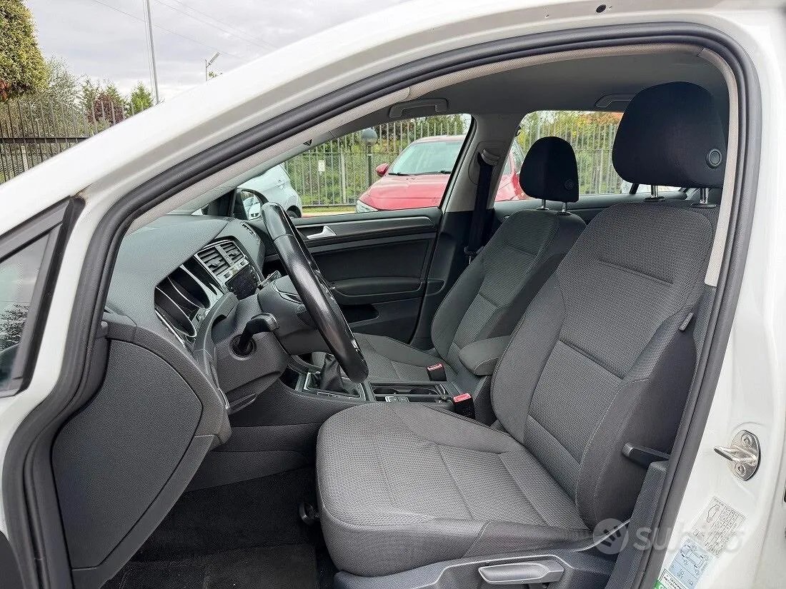 Volkswagen Golf 2018 photo 5