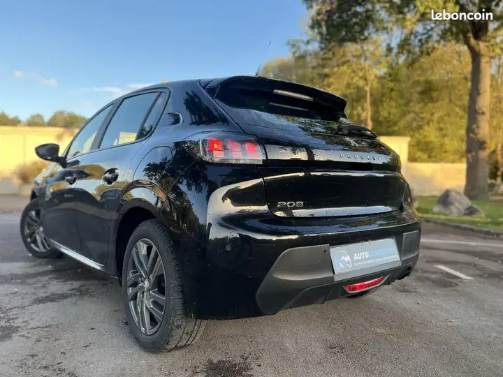 Peugeot 208 2022 photo 5
