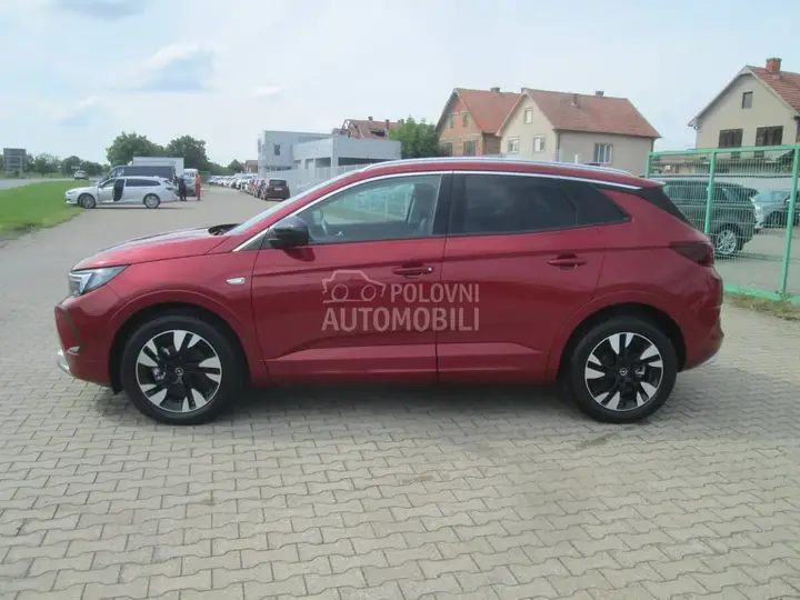 Opel Grandland X 2022 photo 2