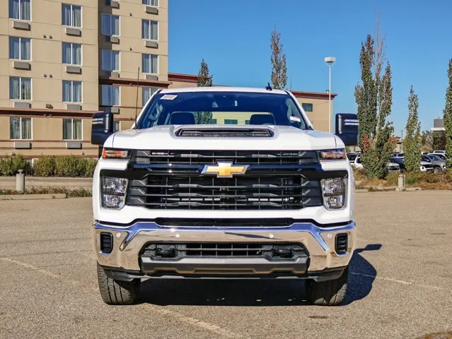 Chevrolet Silverado 3500Hd 2026 photo 3