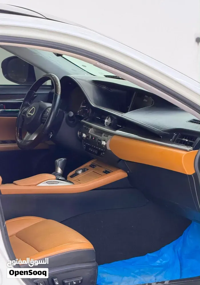 Lexus Es350 2018 photo 4