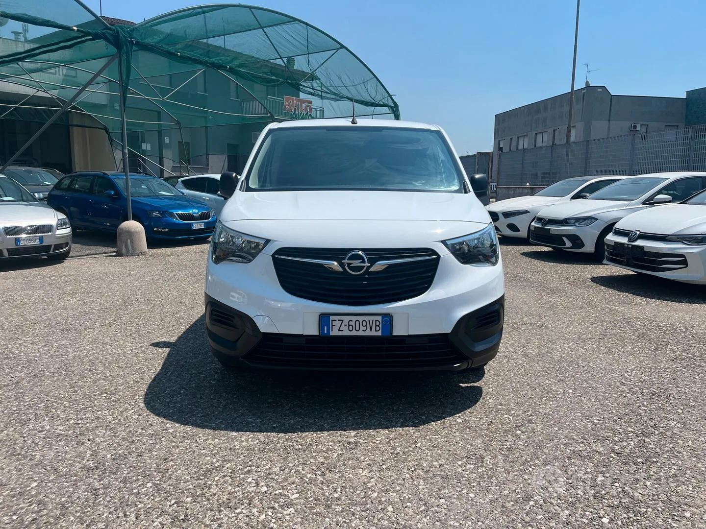 Opel Combo 2019 photo 2