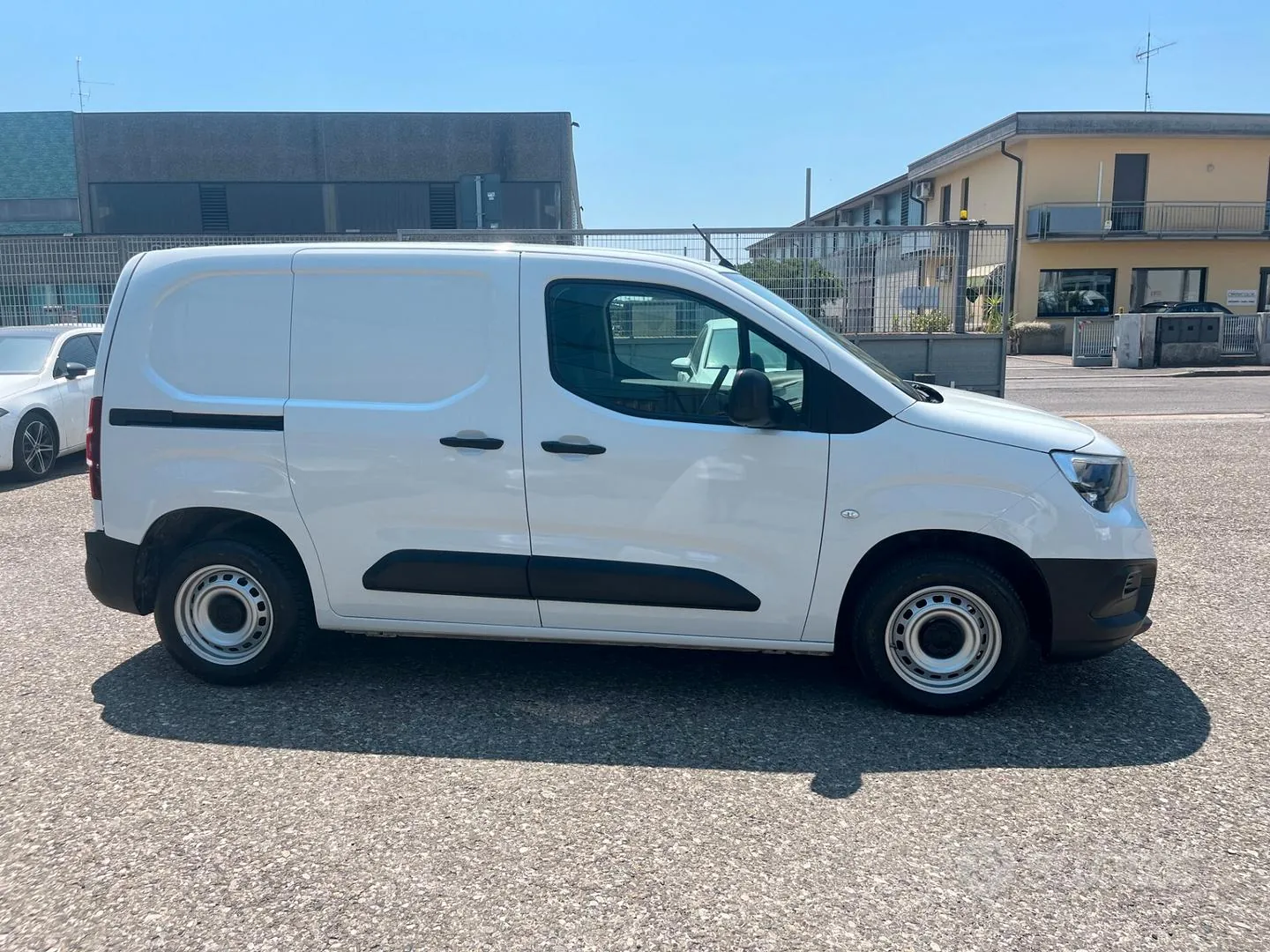 Opel Combo 2019 photo 4