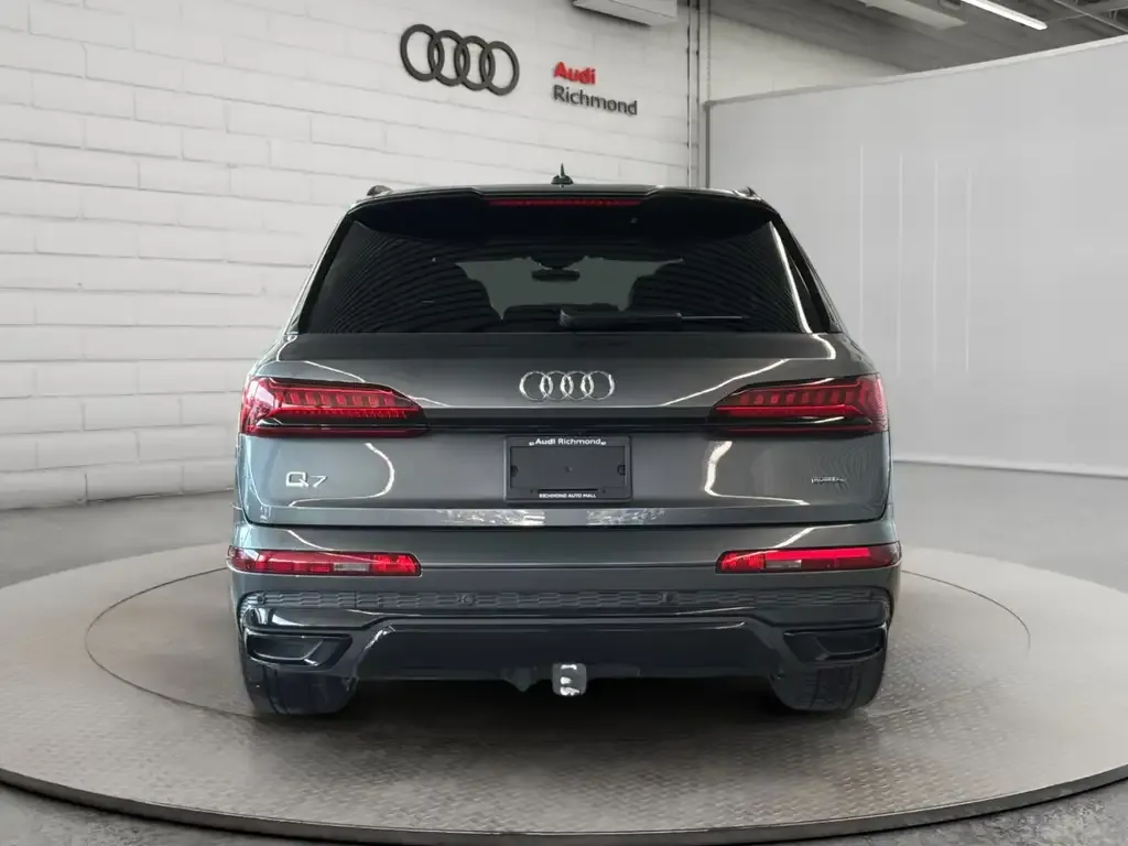Audi Q7 2022 photo 4