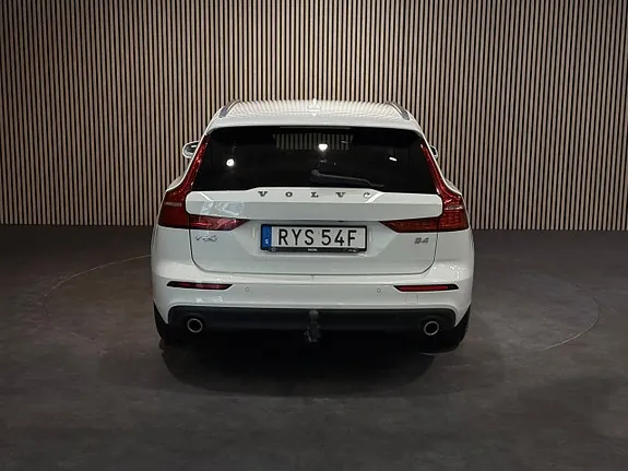 Volvo V60 2021 photo 5