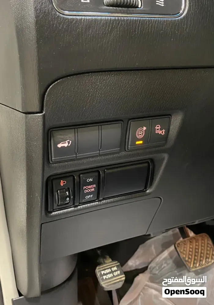 Nissan Armada 2017 photo 2