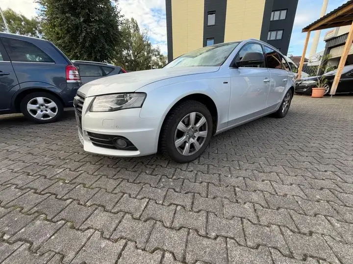 Audi A4 Avant