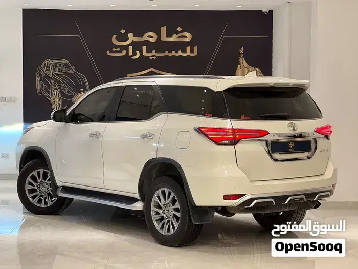 Toyota Fortuner 2021 photo 3