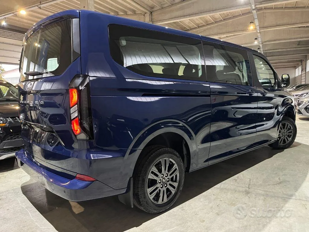 Ford Tourneo Custom 2024 photo 5
