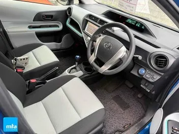 Toyota Aqua 2012 photo 4