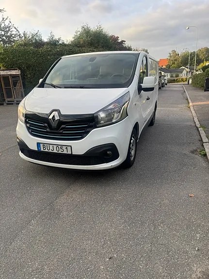 Renault Trafic 2018 photo 2