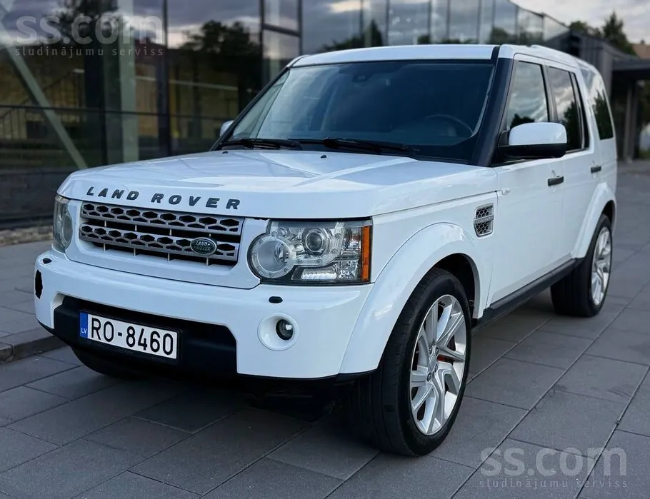 Land Rover Discovery 2011 photo 2