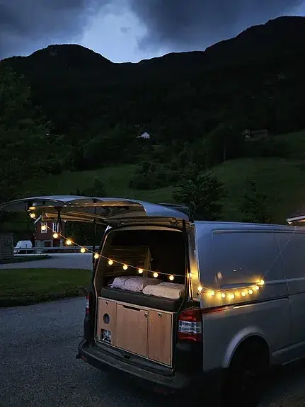 Volkswagen Transporter 2011 photo 2