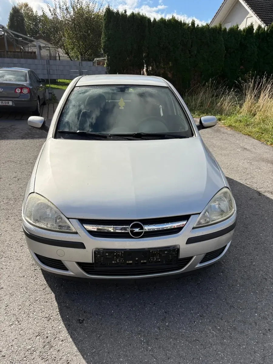 Opel Corsa 2004 photo 2