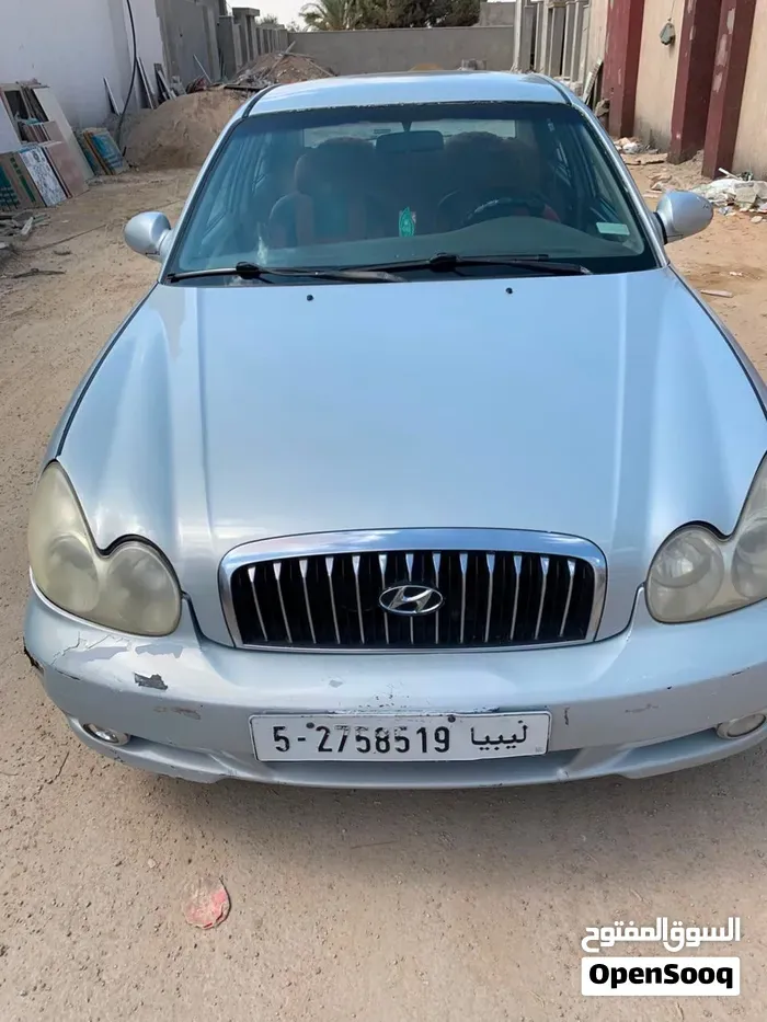 Hyundai Sonata 2004 photo 2