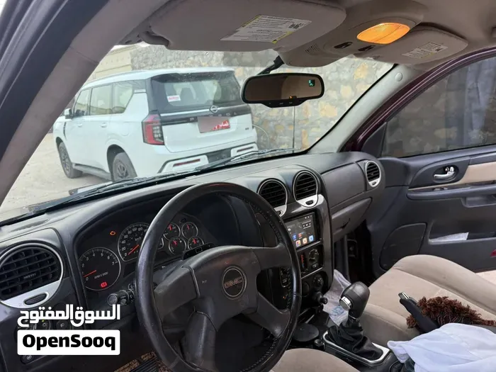 GMC Envoy 2006 photo 2