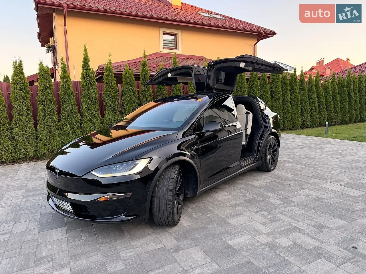Tesla Model X 2023 photo 4