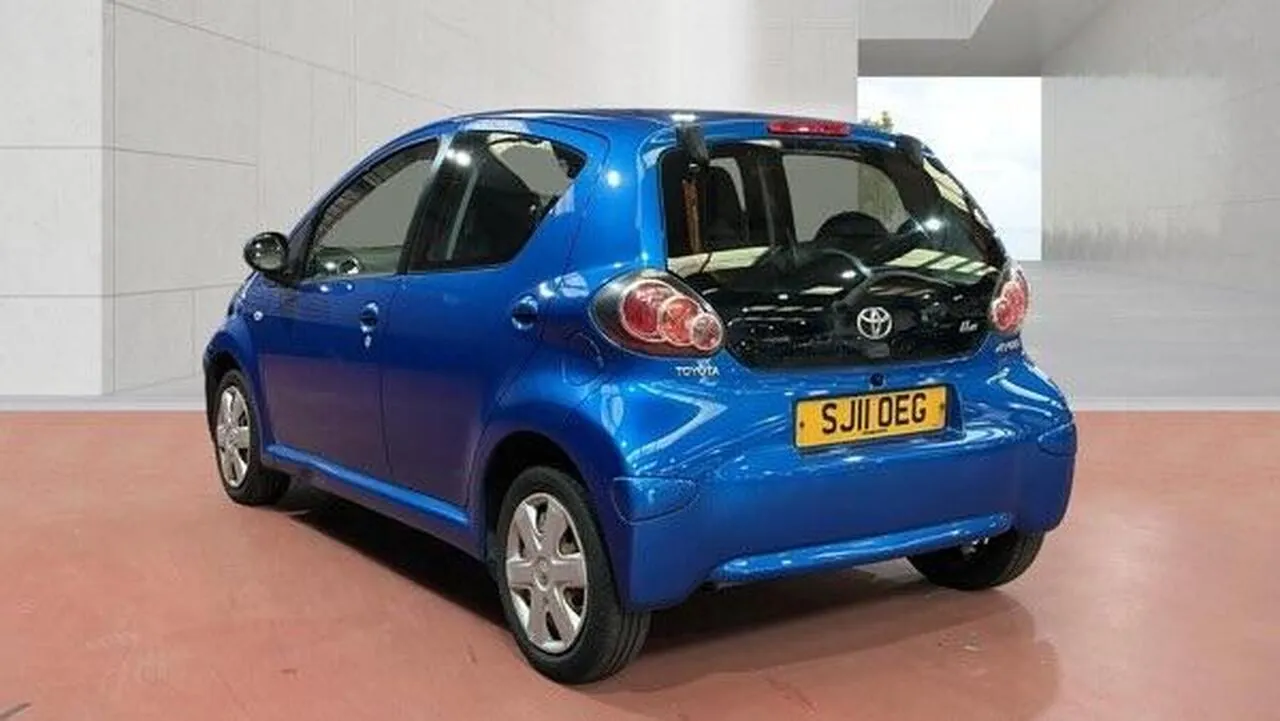 Toyota Aygo 2011 photo 3