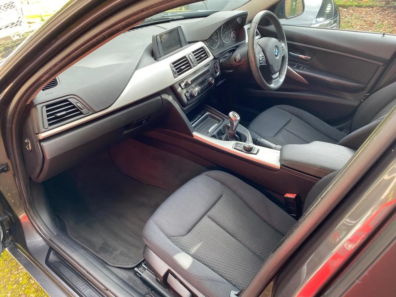 BMW 3 Series 2012 photo 4