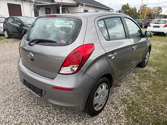 Hyundai I20 2013 photo 4