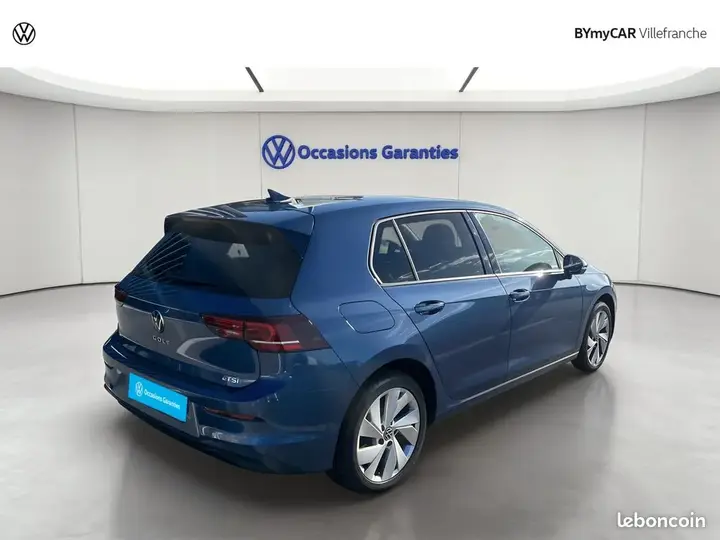 Volkswagen Golf 2024 photo 5