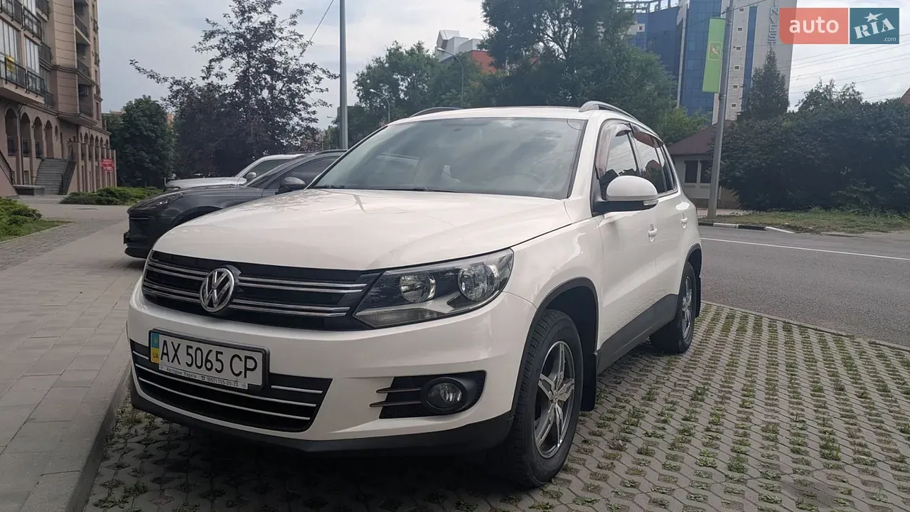 Volkswagen Tiguan 2012 photo 2