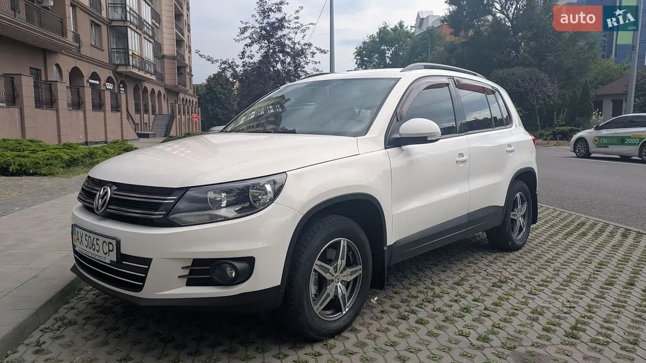 Volkswagen Tiguan 2012 photo 3