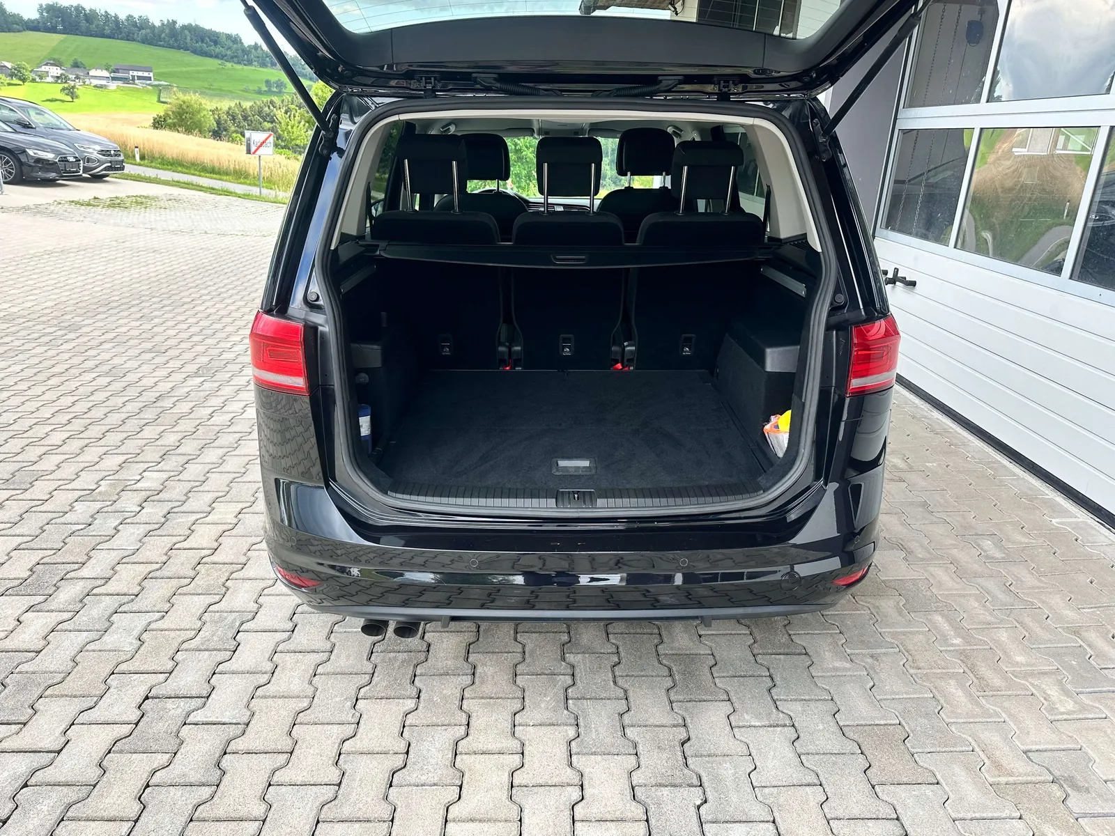 Volkswagen Touran 2019 photo 5