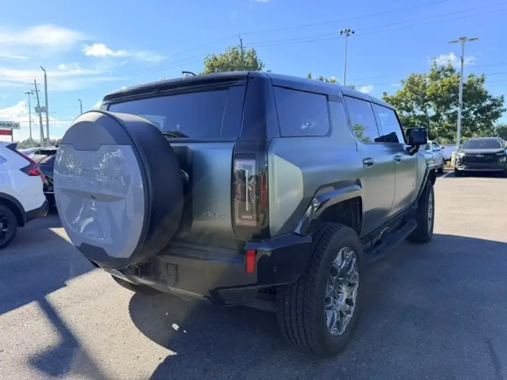 GMC Hummer Ev Suv 2024 photo 3
