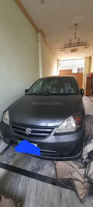 Suzuki Liana