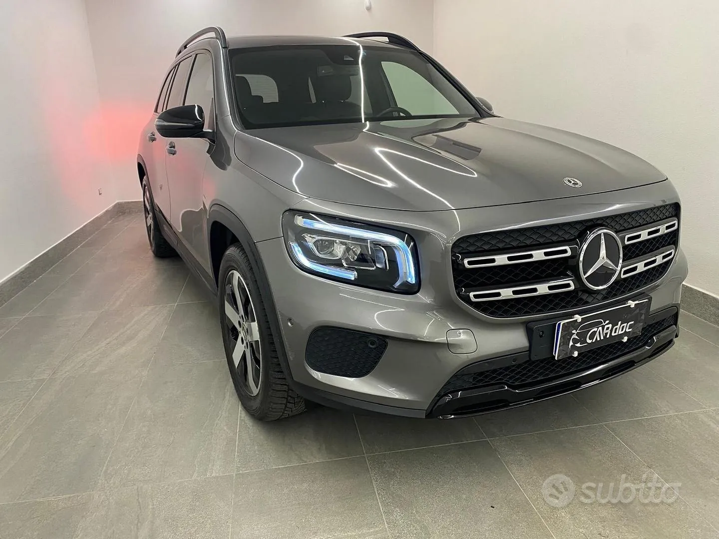Mercedes-Benz Glb