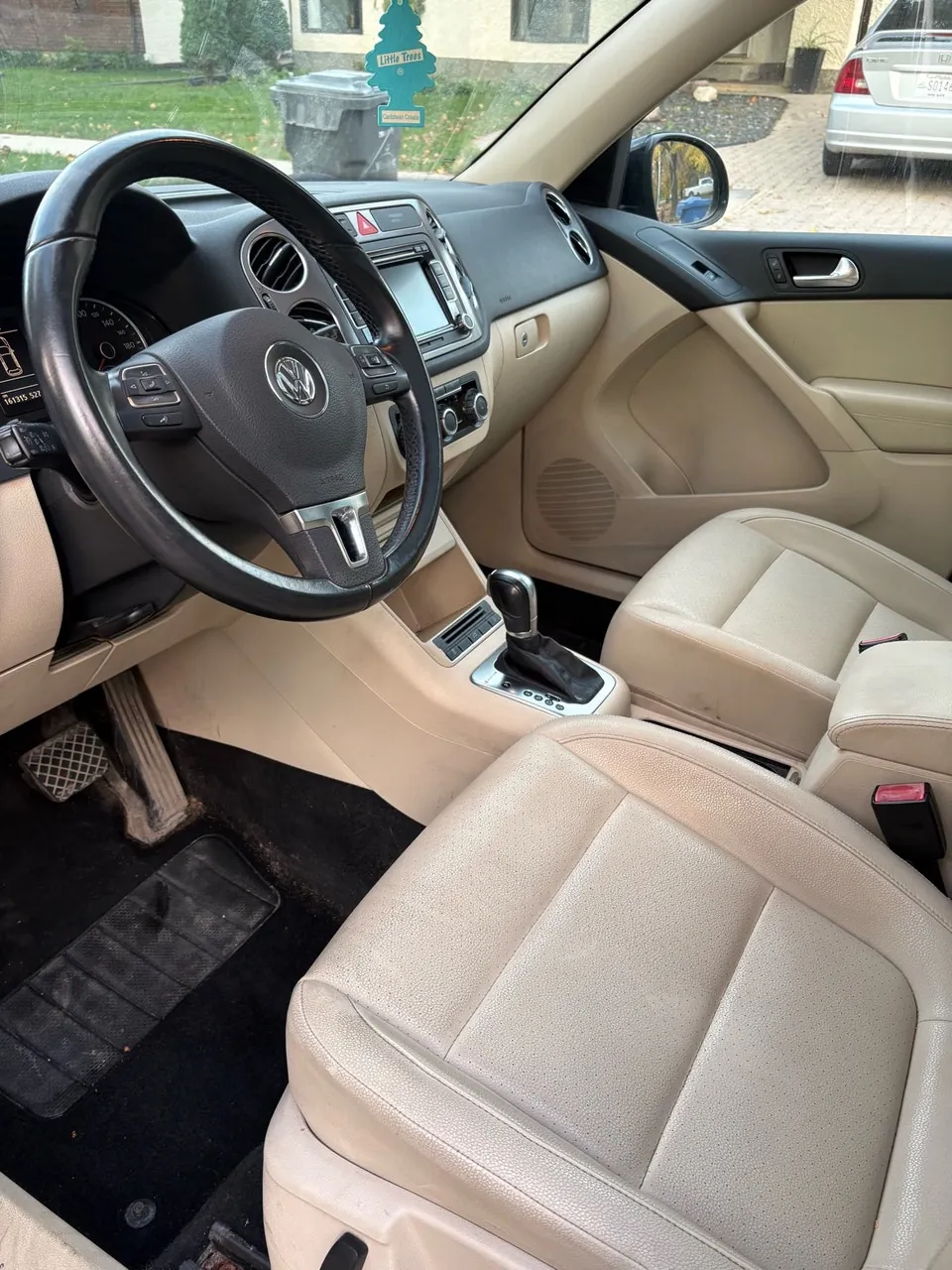Volkswagen Tiguan 2011 photo 5