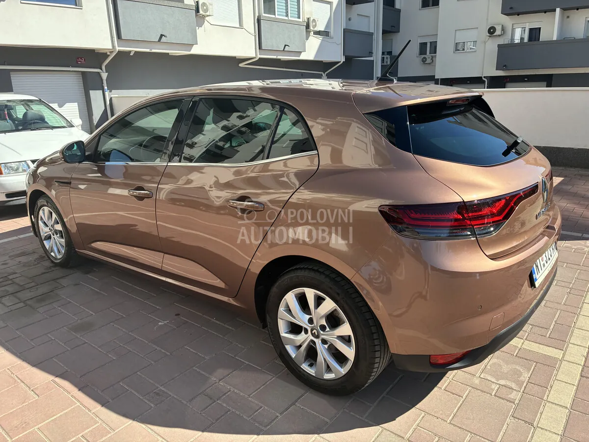 Renault Megane 2021 photo 2