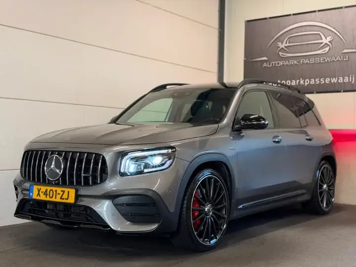 Mercedes-Benz Glb