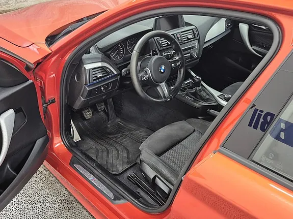 BMW 116D 2015 photo 2