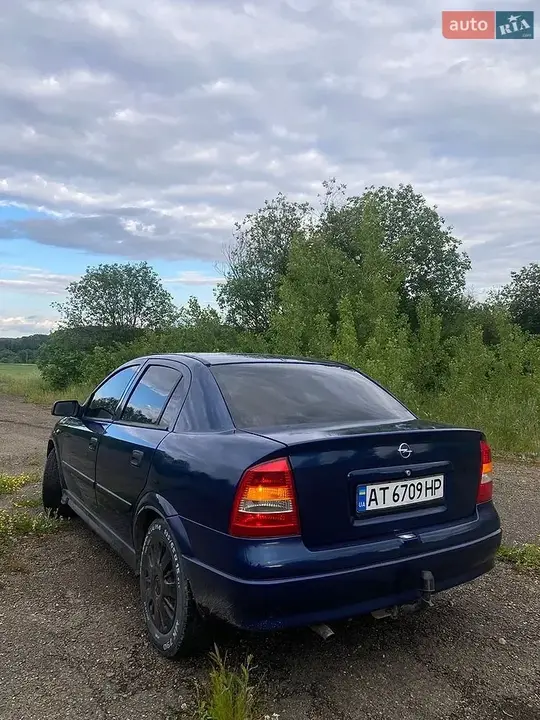 Opel Astra 2005 photo 2