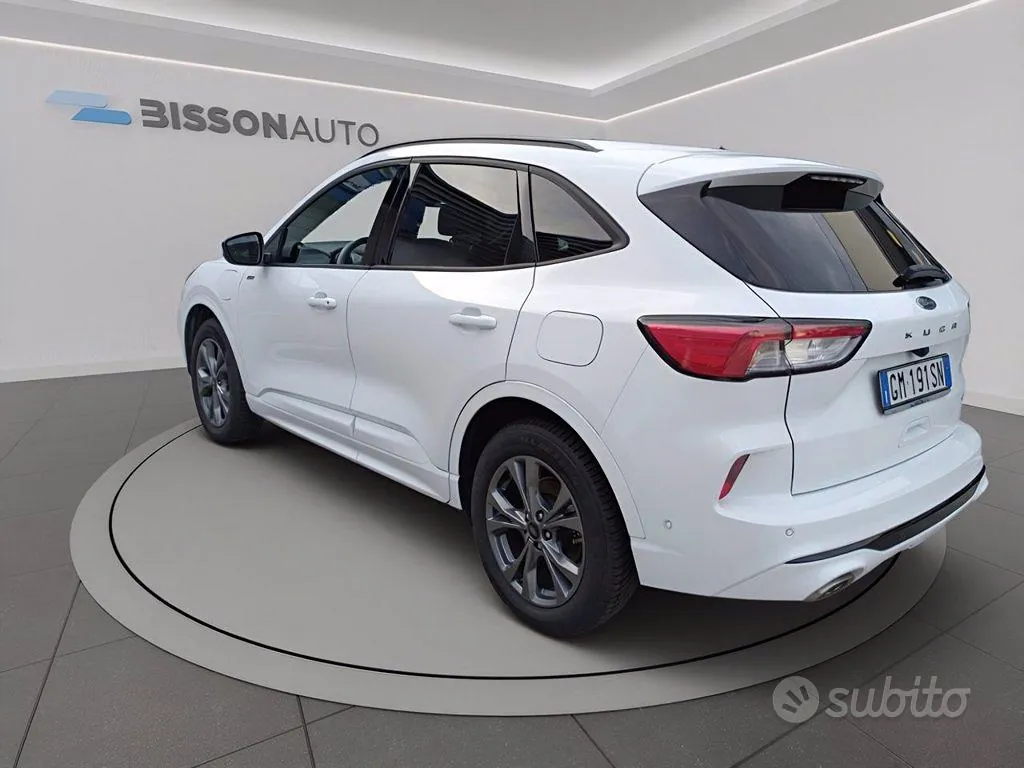 Ford Kuga 2023 photo 3