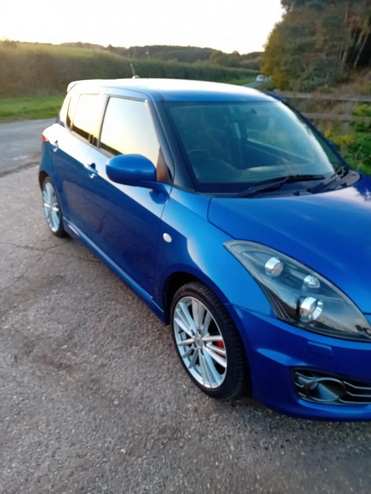 Suzuki Swift 2015 photo 4