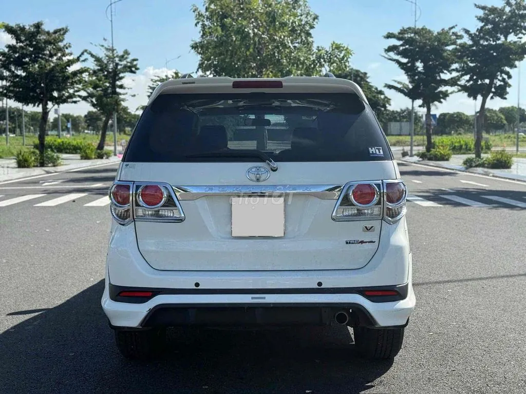 Toyota Fortuner 2015 photo 5