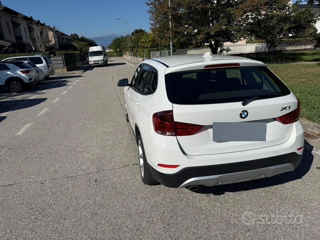 BMW X1 2014 photo 4