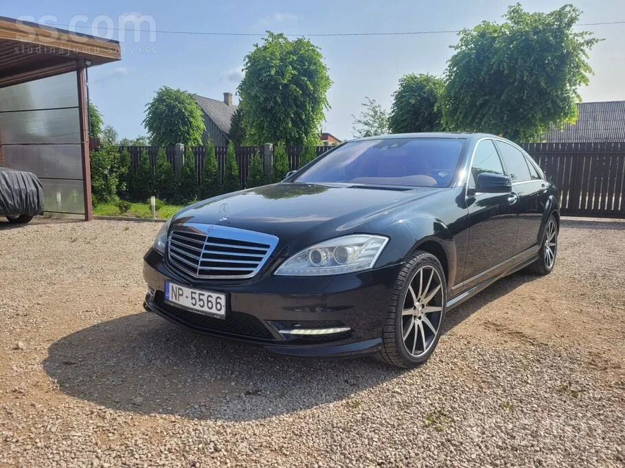 Mercedes-Benz S550 2010 photo 3