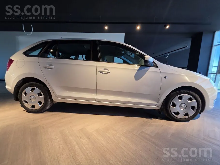 Skoda Rapid 2014 photo 3