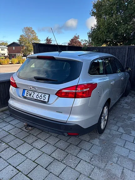 Ford Focus 2015 photo 2