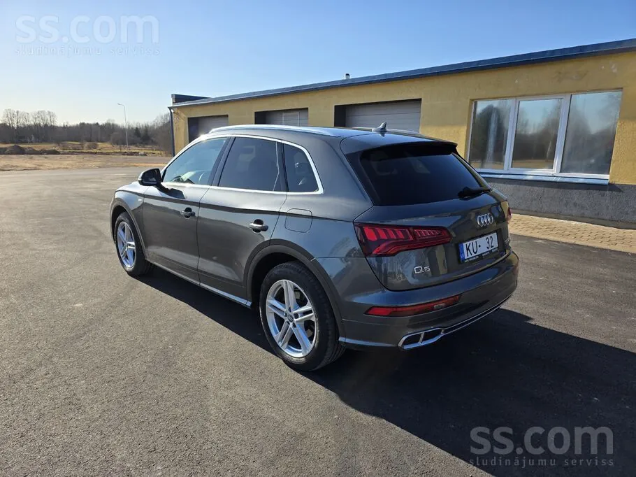 Audi Q5 2019 photo 2