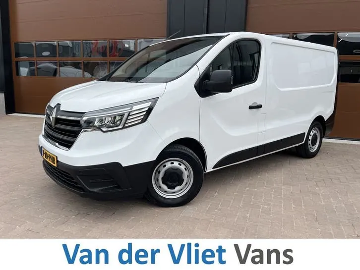 Renault Trafic 2022 photo 2